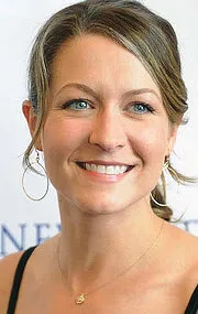 Фотография актёра Али Хиллис