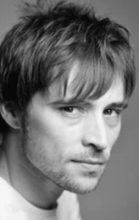 Фотография актёра Адам Риз Ди