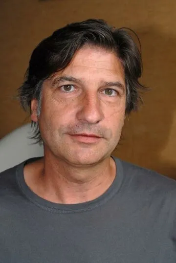 Фотография актёра Оливье Крувелье