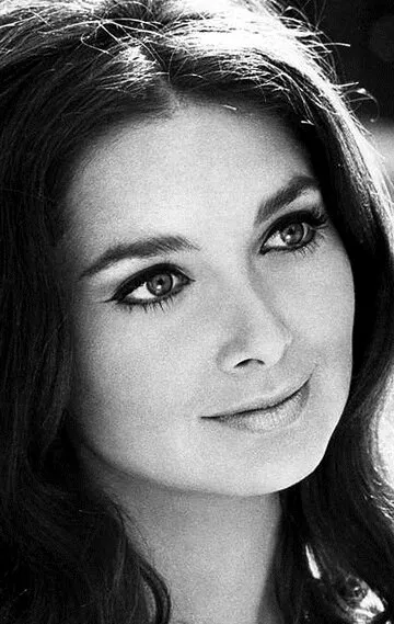 Фотография актёра Сюзанн Плешетт