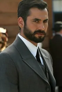 Фотография актёра Бурак Ямантюрк