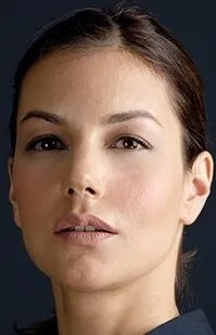 Фотография актёра Дефне Каялар