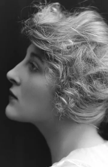 Фотография актёра Изобел Элсом