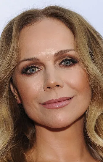 Фотография актёра Моника Кживковская