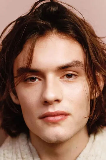 Фотография актёра Луи Патридж