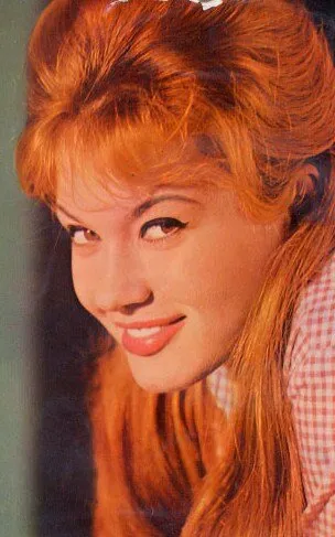 Фотография актёра Джиллиан Хиллс