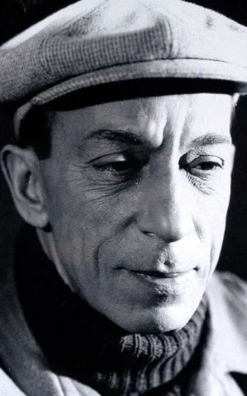 Фотография актёра Раймон Бюссьер