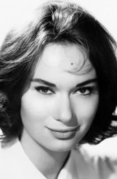 Фотография актёра Леа Массари