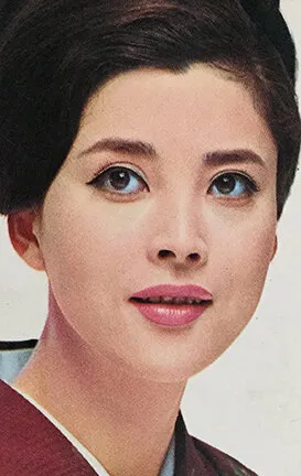 Фотография актёра Марико Окада