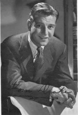 Фотография актёра Том Дрэйк