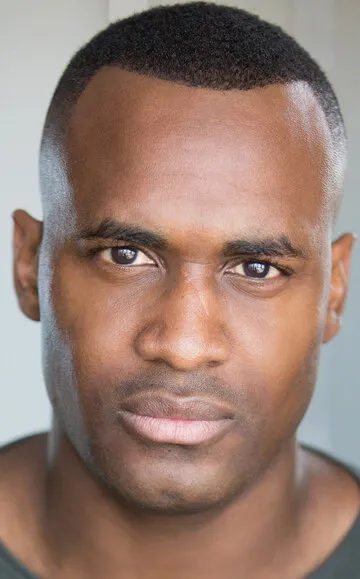 Фотография актёра Кадифф Кирван