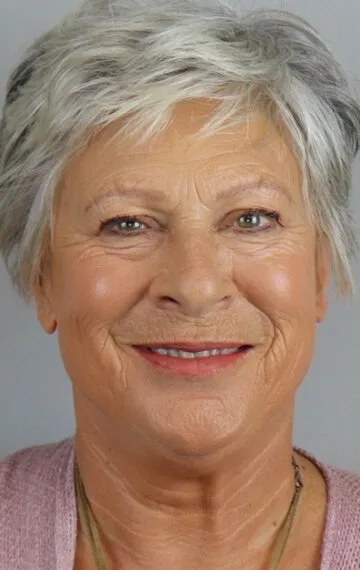 Фотография актёра Кэти Даунс