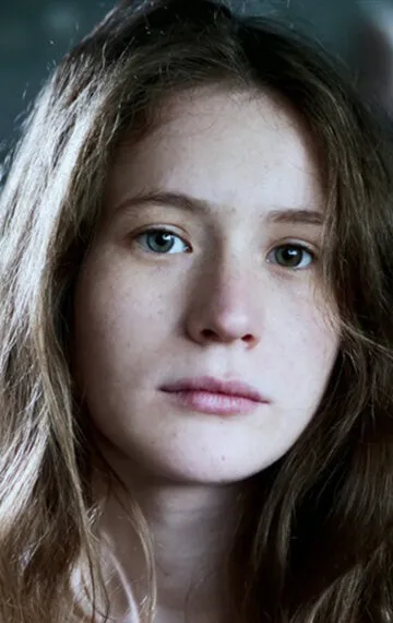 Фотография актёра Клэр Дюбюрк