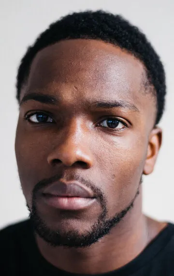 Фотография актёра Тосин Коул