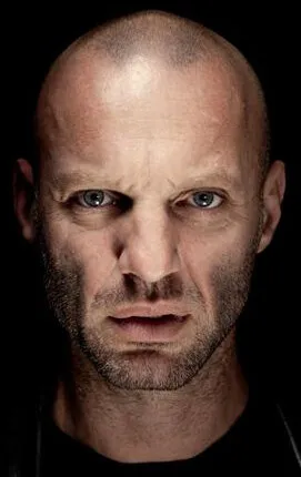 Фотография актёра Томи Мэй