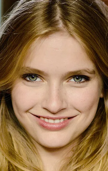 Фотография актёра Камилль Раза