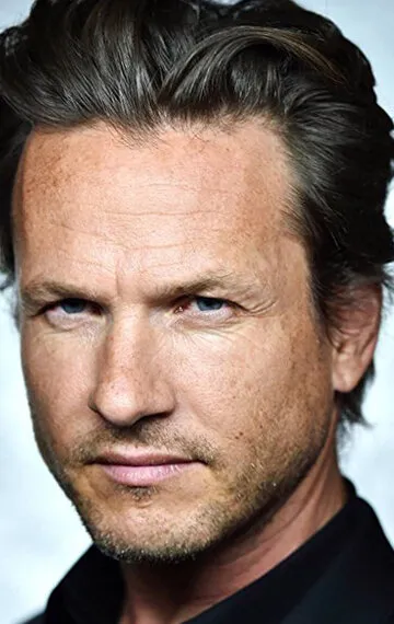 Фотография актёра Мартин Дингл Уолл