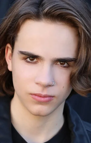 Фотография актёра Мэттью Гарбач