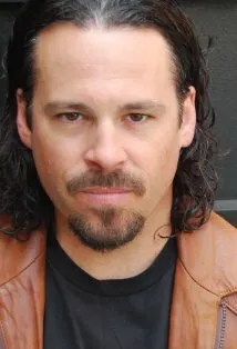 Фотография актёра Майкл Рене Уолтон