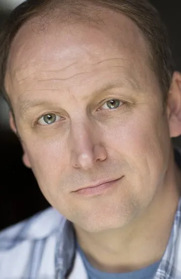 Фотография актёра Даррен Стрэйндж