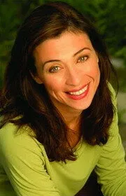 Фотография актёра Чарин Альварес