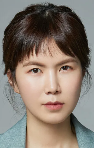 Фотография актёра Кон Мин-джон