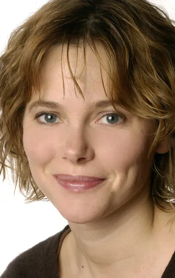 Фотография актёра Барбора Бобулова