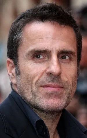 Фотография актёра Кон О’Нилл