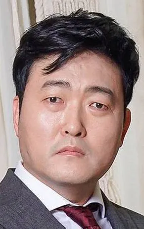 Фотография актёра Ли Джун-хёк