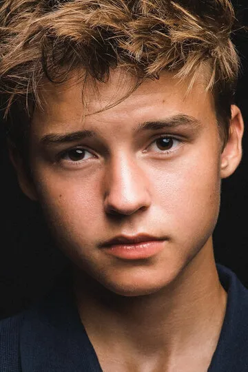 Фотография актёра Макс Дженкинс