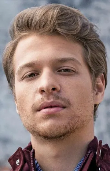 Фотография актёра Бурак Йорюк