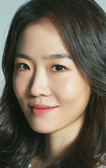 Фотография актёра Чу Мин-гён