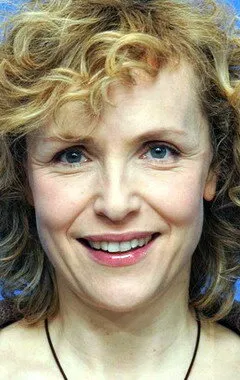 Фотография актёра Юлиана Кёлер