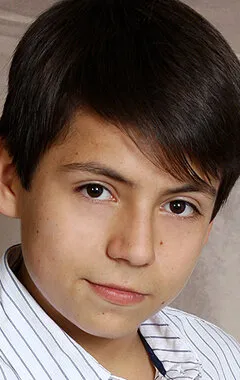 Фотография актёра Адриан Алонсо