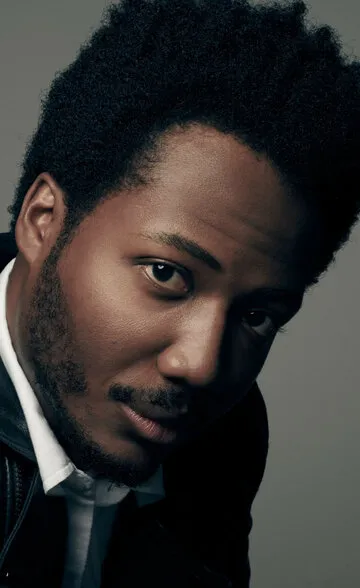 Фотография актёра Хьюберт Поинт-Дю Жур