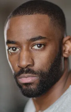 Фотография актёра Эшли Томас