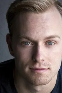 Фотография актёра Кевин Чангарис