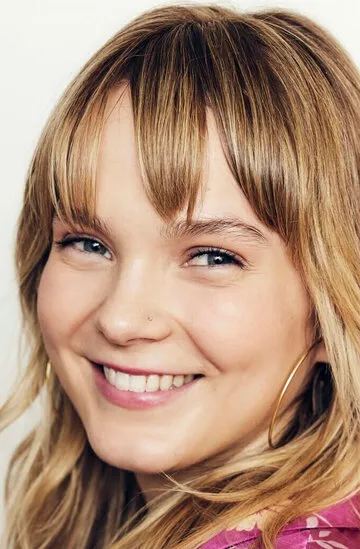 Фотография актёра Вивиан Олифант