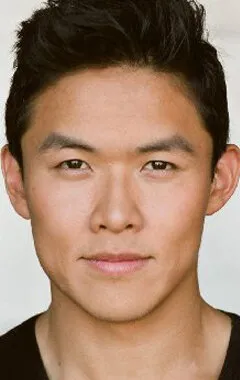 Фотография актёра Кенни Леу