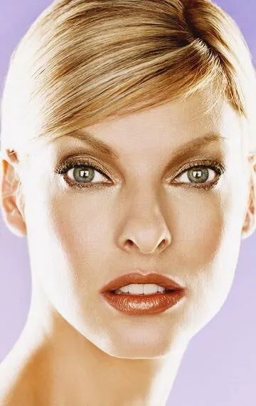 Фотография актёра Линда Евангелиста