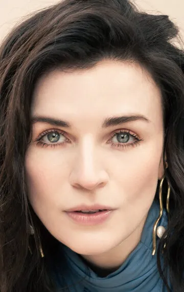 Фотография актёра Эшлин Би