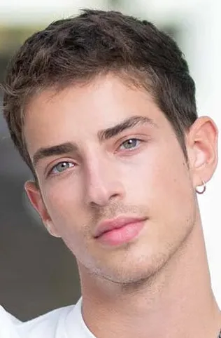 Фотография актёра Ману Риос