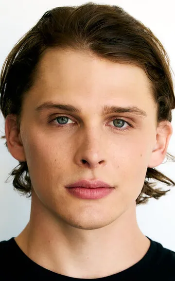 Фотография актёра Блейн Майе