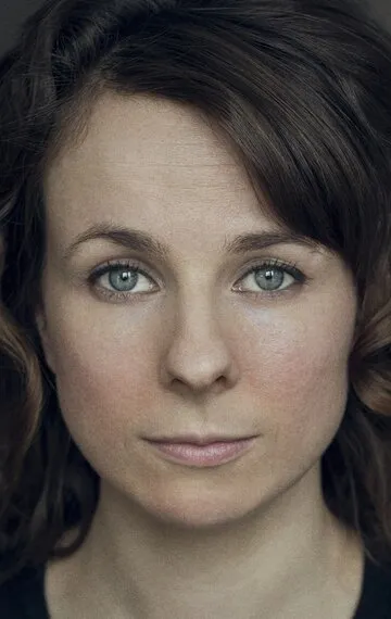 Фотография актёра Кэриад Ллойд