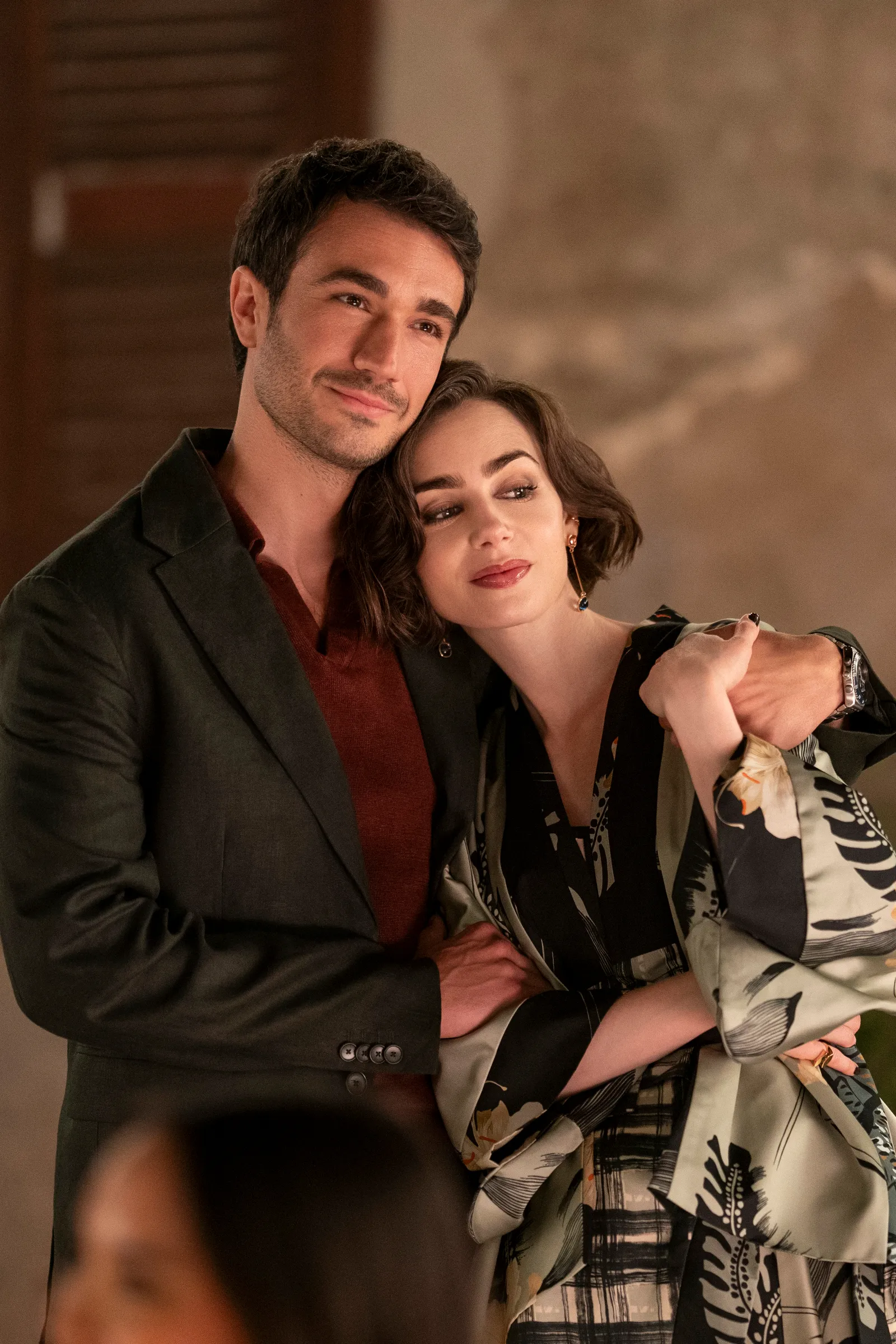 Вышел трейлер 5-го сезона сериала «Эмили в Париже». Макрон недоволен тем, что проект может навсегда покинуть Францию